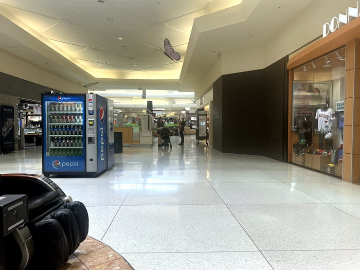 Oakland Mall - July 23 2022